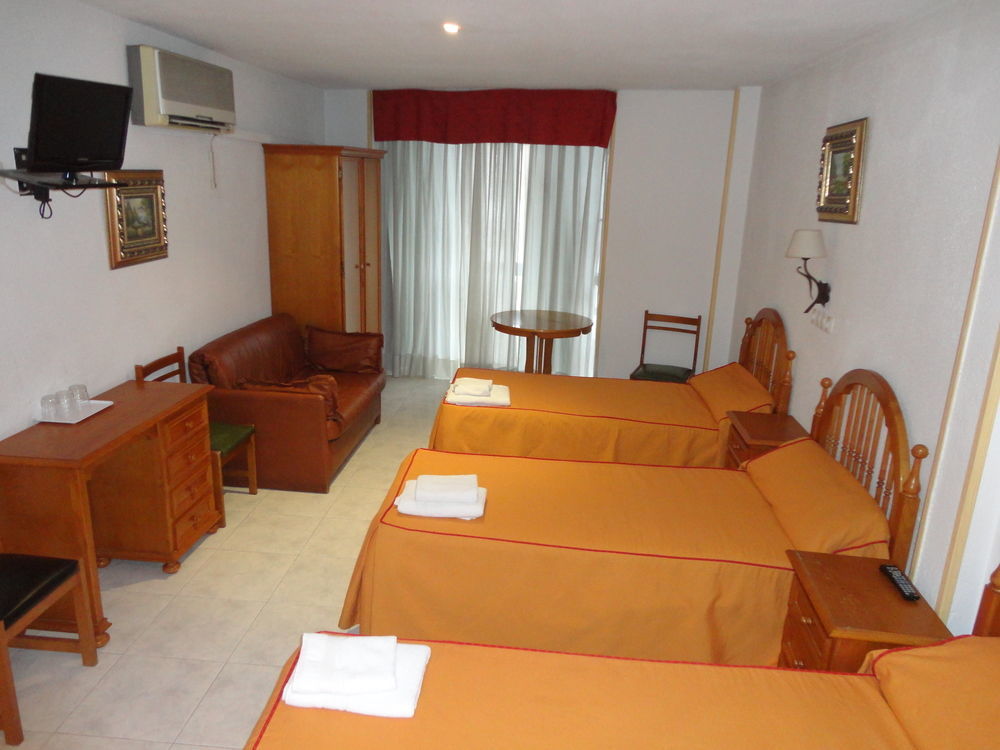 Pension Venecia Пінто Екстер'єр фото