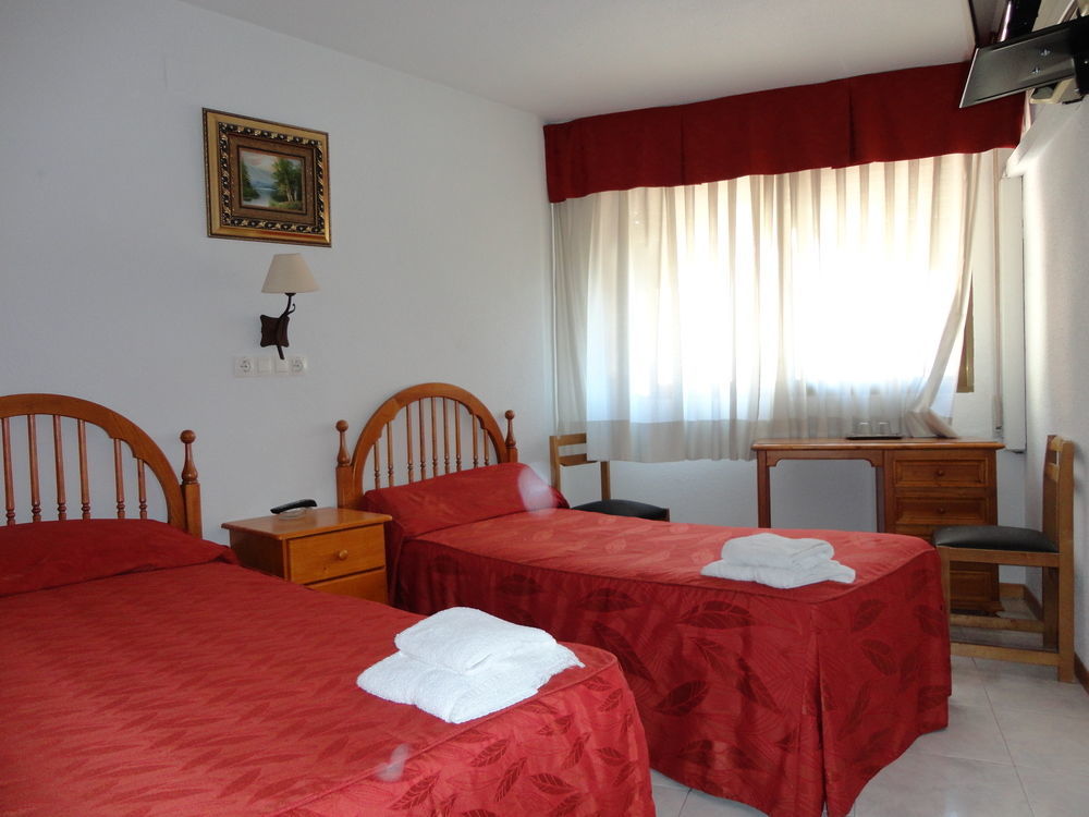 Pension Venecia Пінто Екстер'єр фото