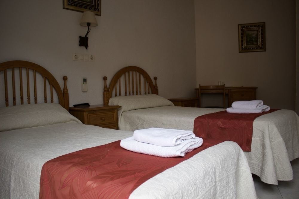 Pension Venecia Пінто Екстер'єр фото