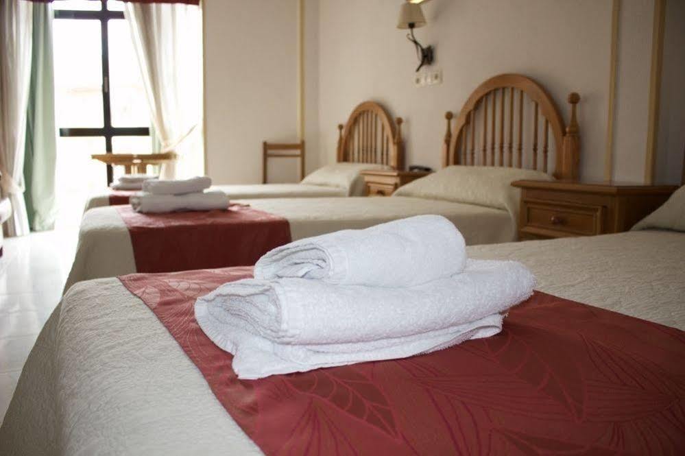 Pension Venecia Пінто Екстер'єр фото